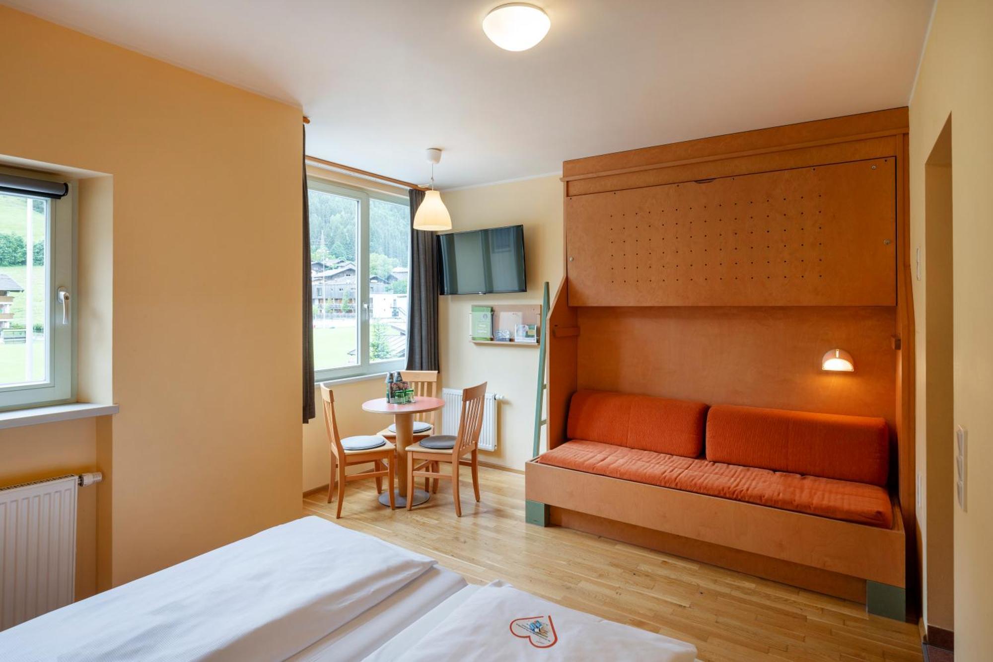 Jufa Hotel Kaprun - Summercard Included Eksteriør bilde