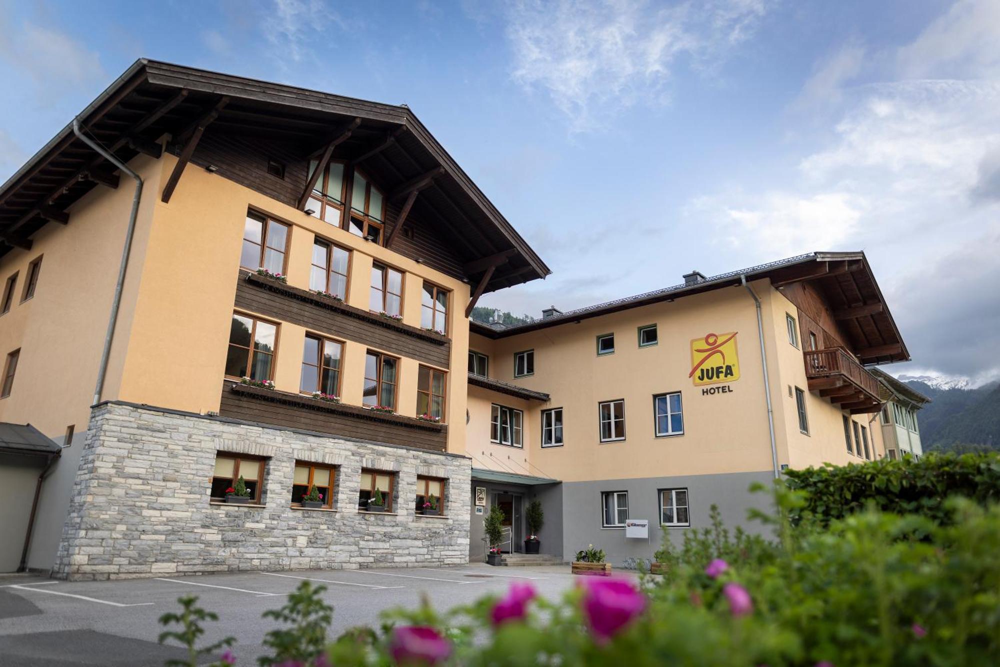 Jufa Hotel Kaprun - Summercard Included Eksteriør bilde